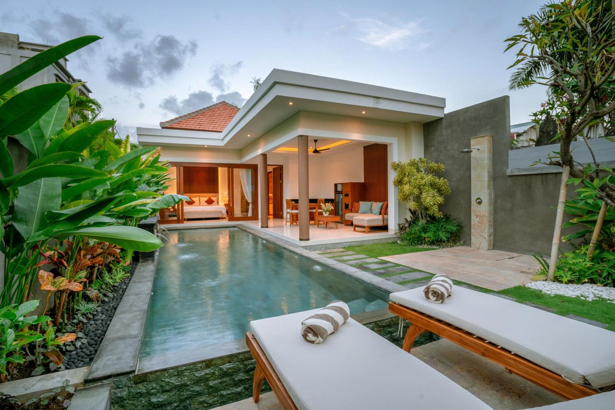 Kahayana Seminyak Villa Exterior photo